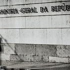 Em defesa de teorias da conspiração