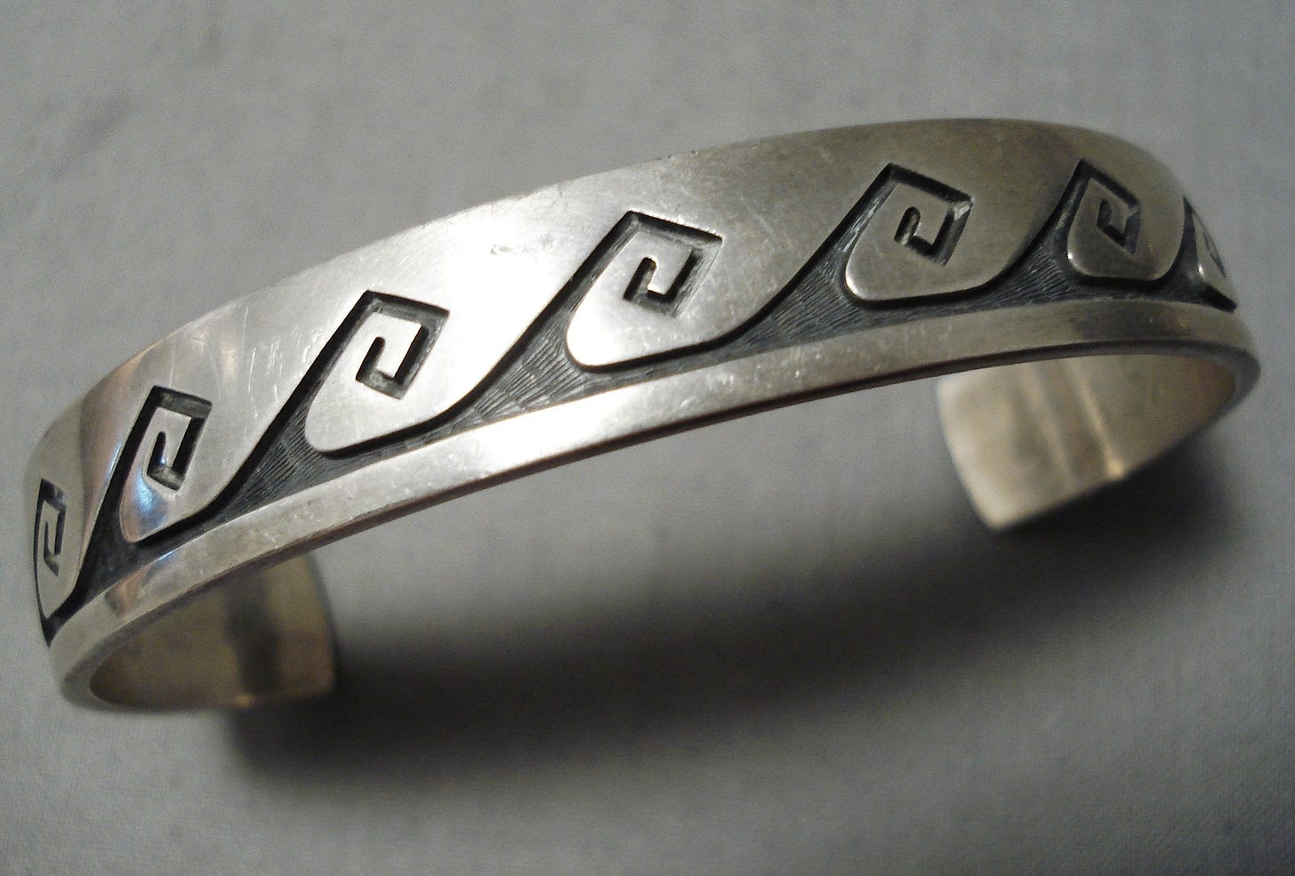 Important Vintage Hopi Sterling Silver Bracelet Native American - Nativo Arts