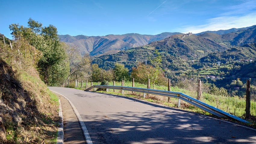 Carretera de Llanos de Somerón a Puente de los Fierros