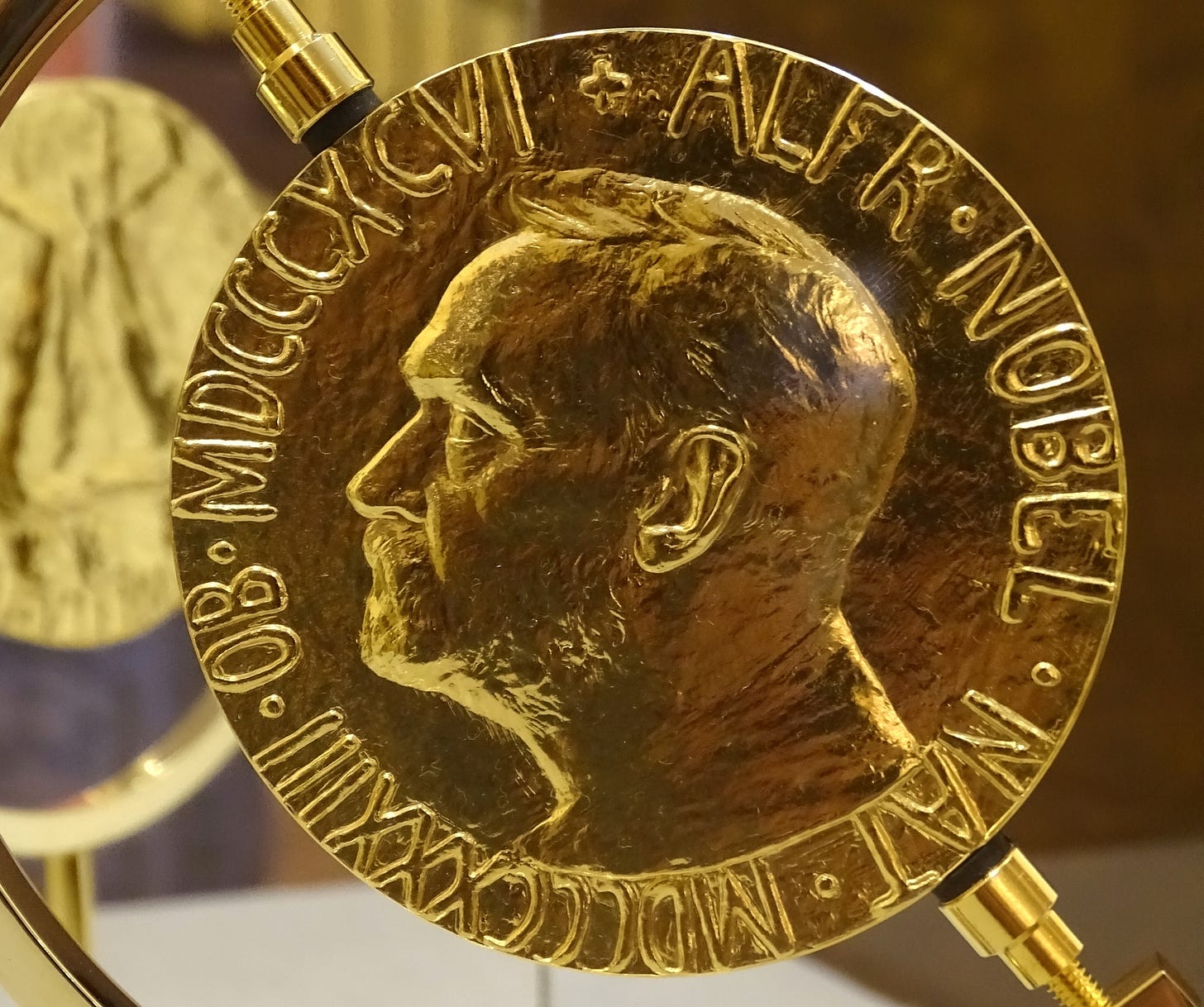 https://upload.wikimedia.org/wikipedia/commons/c/c0/President_Jimmy_Carter%27s_2002_Nobel_Peace_Prize_-_Bronze_Medal_-_At_Visitor%27s_Center_-_Plains_-_Georgia_-_USA_%2834208881752%29.jpg https://upload.wikimedia.org/wikipedia/commons/c/c0/President_Jimmy_Carter%27s_2002_Nobel_Peace_Prize_-_Bronze_Medal_-_At_Visitor%27s_Center_-_Plains_-_Georgia_-_USA_%2834208881752%29.jpg