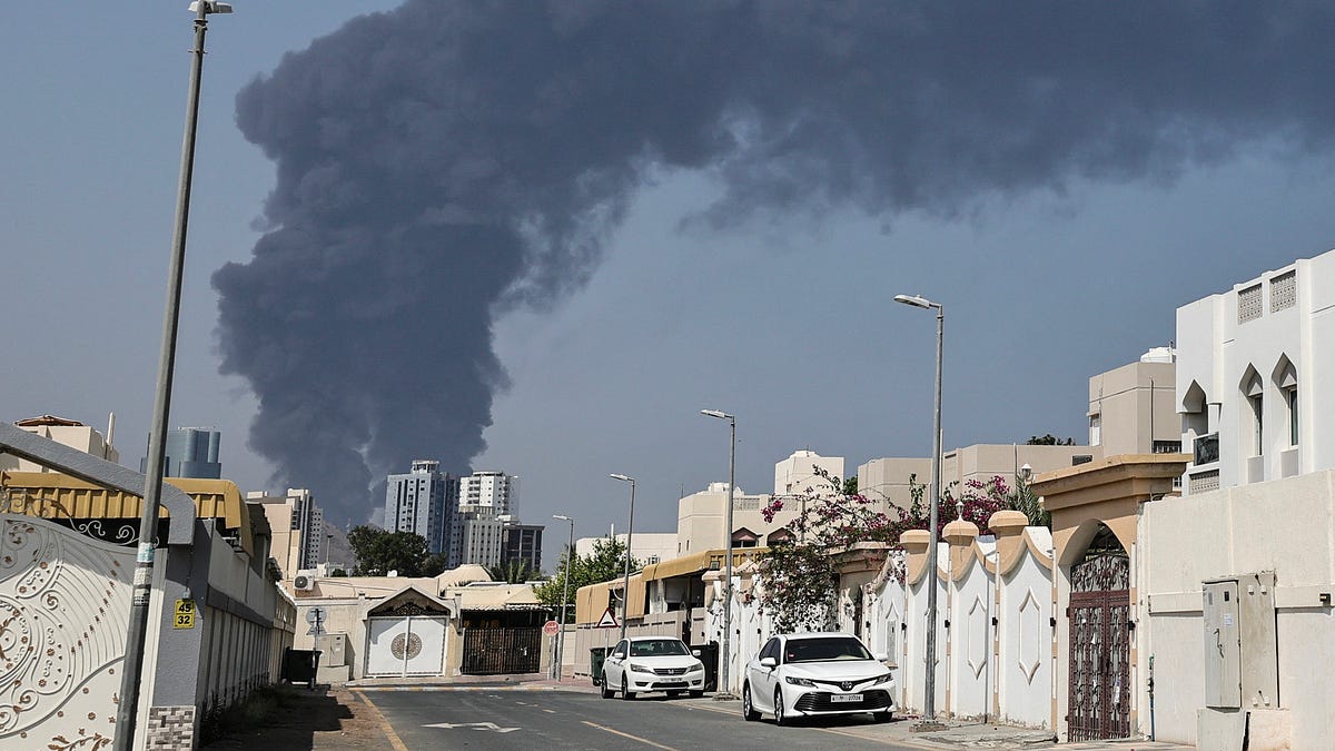 War in the Middle East & Rising Interest Rates Threaten the Funding for AI Build-Out