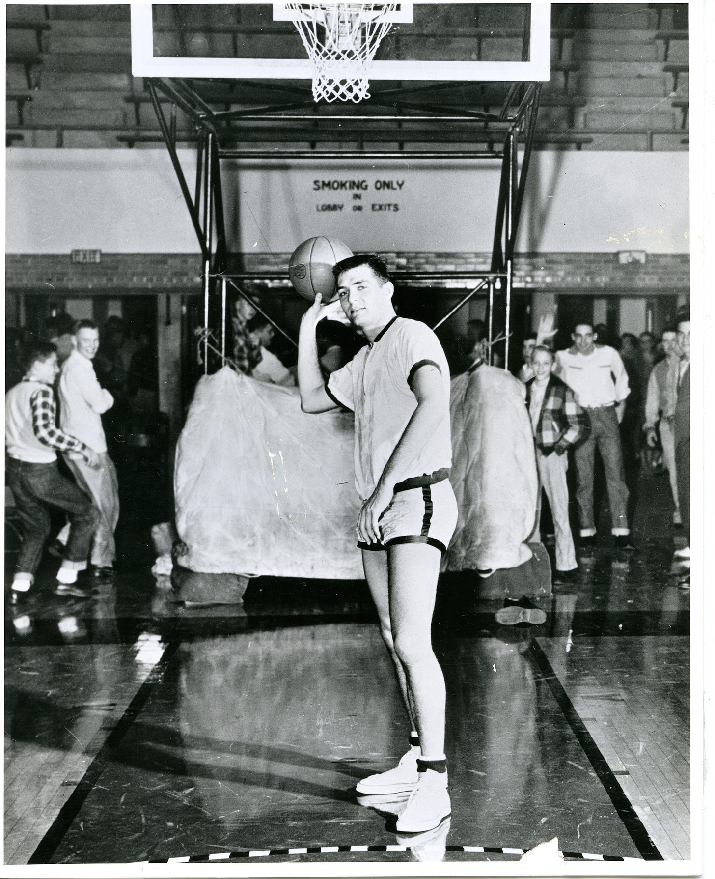 Playing South Carolina Reminds Of Historic Bama Basketball Shot