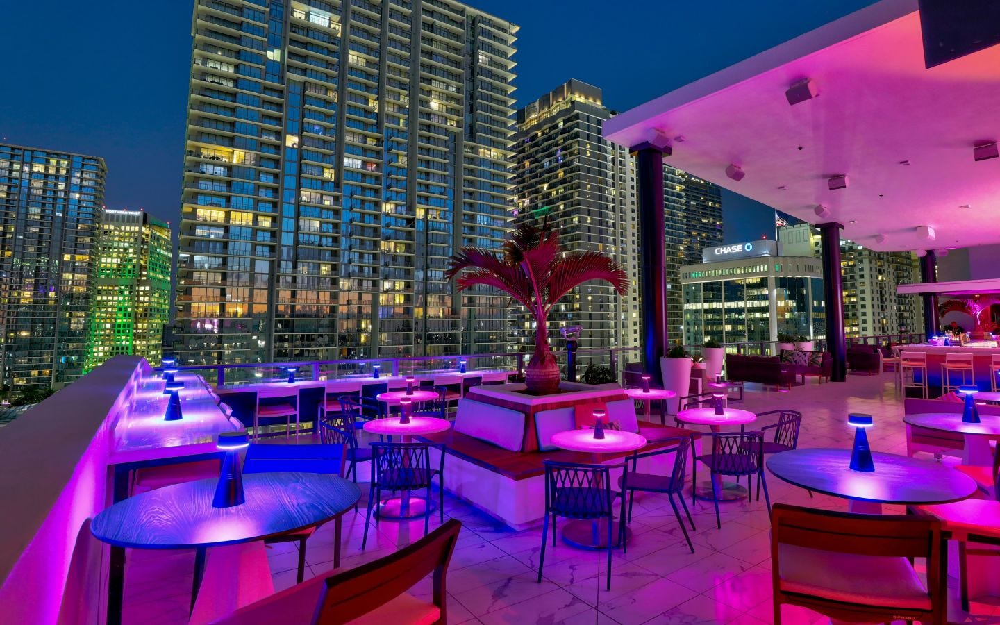 Rosa Sky Rooftop | Miami & Miami Beach