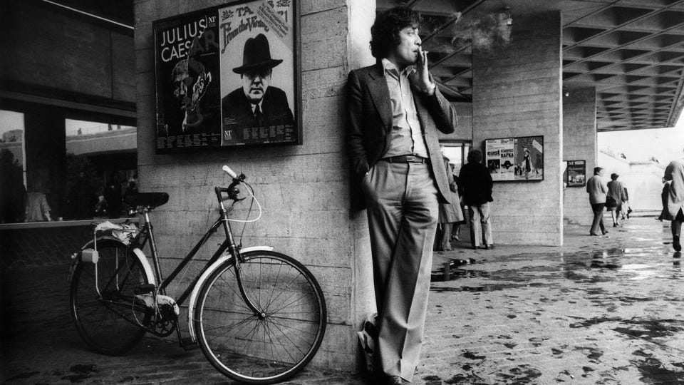 Review: 'Tom Stoppard: A Life,' by Hermione Lee - The Atlantic