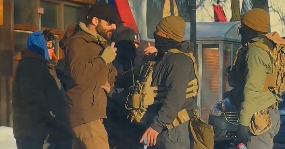 A minute-by-minute timeline of the fatal shooting of Alex Pretti involving  federal agents - ABC News