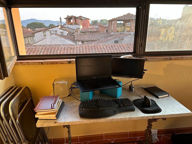 Office setup in Lucca flat: 4th floor dining room