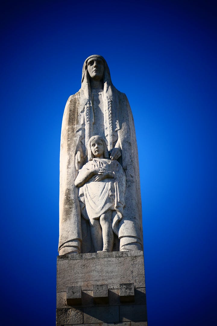 St. Geneviève statues in Paris