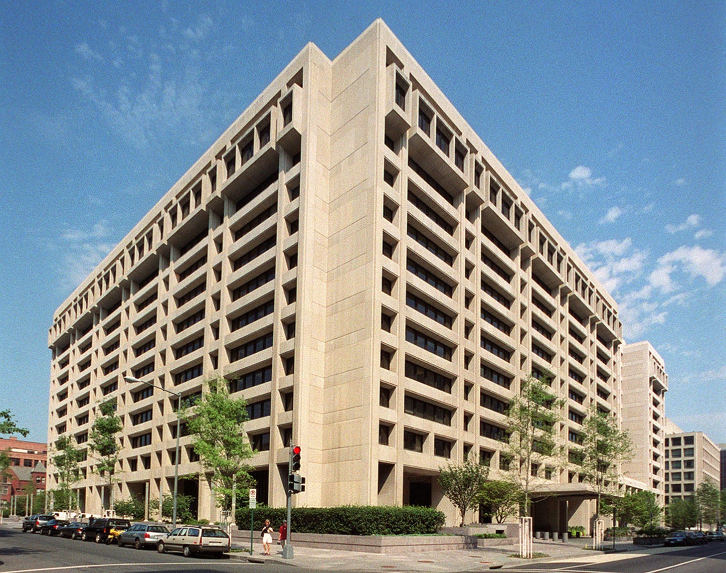 IMF headquarters building in Washington DC