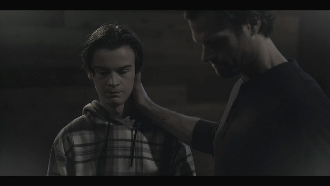 WAlker Jared Padalecki feeling up young boy on the set.