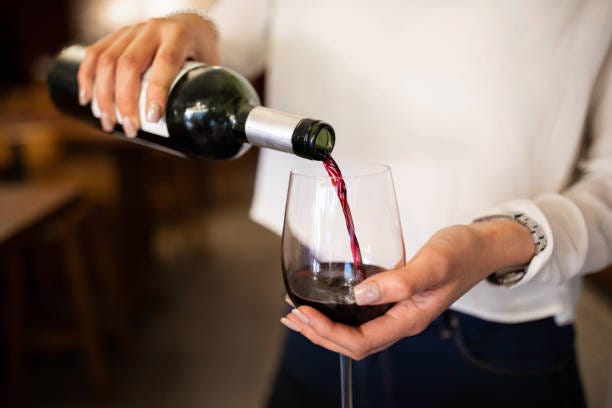 17,300+ Waiter Wine Stock Photos, Pictures & Royalty-Free Images - iStock