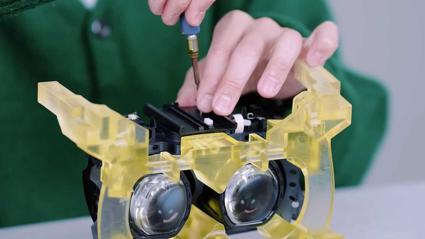 PSVR 2 teardown video