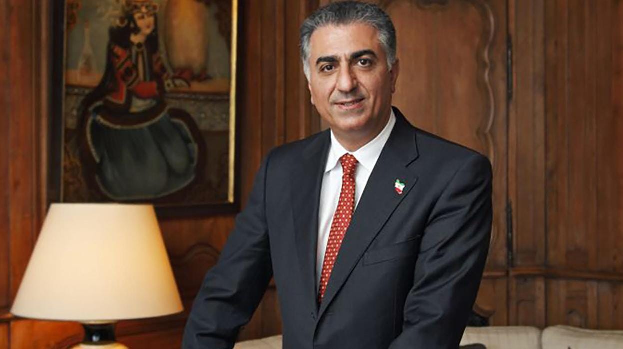 Reza Pahlavi, príncipe heredero de Irán Reza Pahlavi, príncipe heredero de Irán