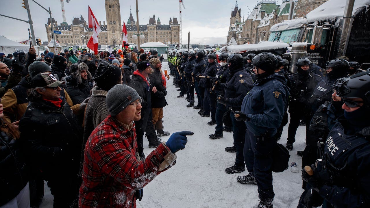Ottawa police cut email access for on-leave members over fears info would leak during Freedom Convoy | CBC News Ottawa police cut email access for on-leave members over fears info would leak during Freedom Convoy | CBC News