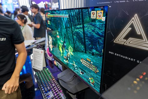 MSI MEG 321URX QD-OLED