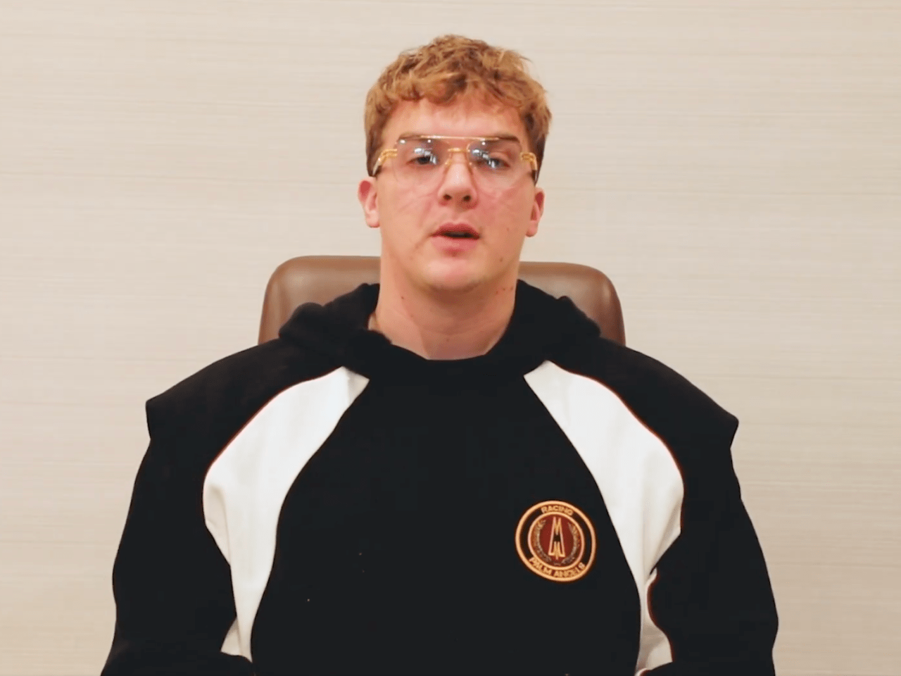 Hayden Davis: The 'Hustling Expert' Behind Argentina's $250 Million Crypto  Scandal - WSJ