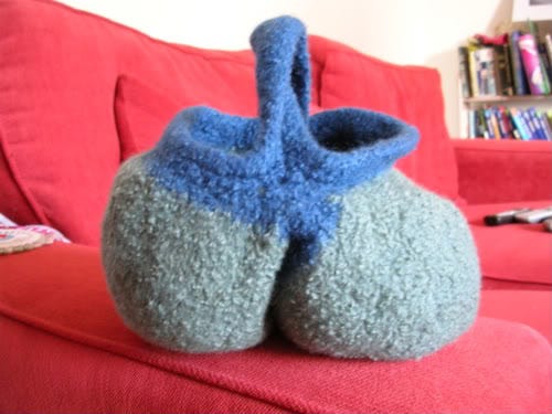 Terrible mobius buttock bag Terrible mobius buttock bag