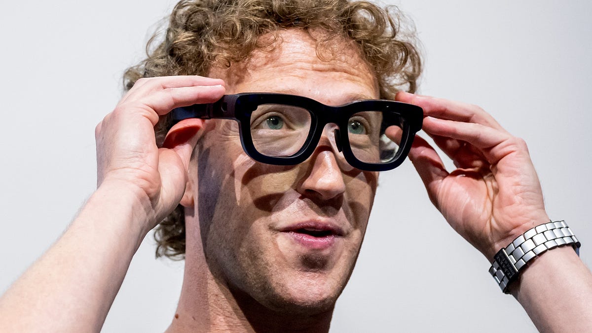 Zuckerberg's $14B Bet: Glasses Kill the Phone in 5 Years