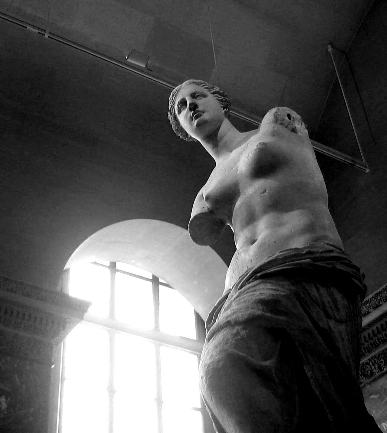 Venus de Milo classical nude statue Venus de Milo classical nude statue