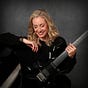 Catherine Fearns's avatar