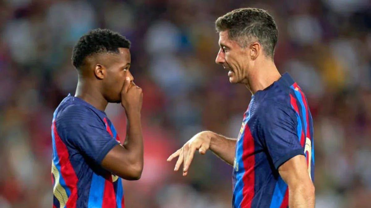 Ansu Fati enrages Robert Lewandowski: Barcelona wonderkid told to 'wake up'  amid transfer rumours | FootballTransfers.com