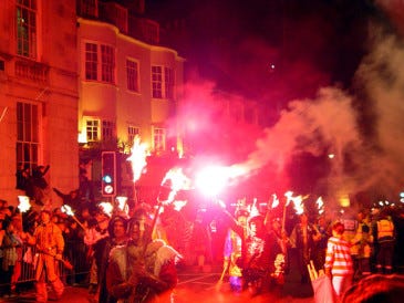 1288584602 1288584602