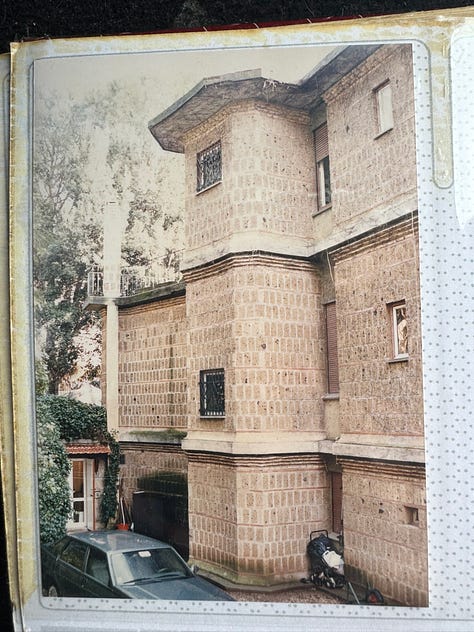 casa baldi paolo portoghesi roma labaro