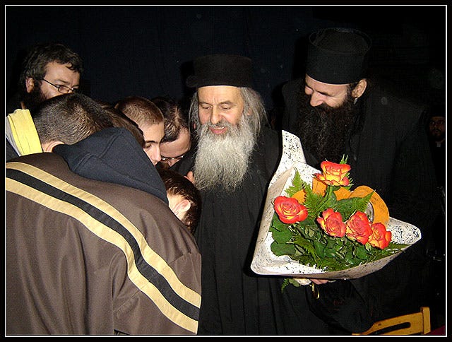 OrthPhoto - Father Rafail Noica, Alba Iulia, December 2005 - pridvor