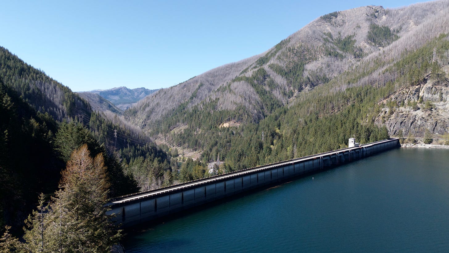 Drone image of Detroit Dam looking west