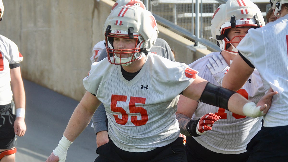 Which returning Badgers could have the most impact on the 2026 Wisconsin football offense