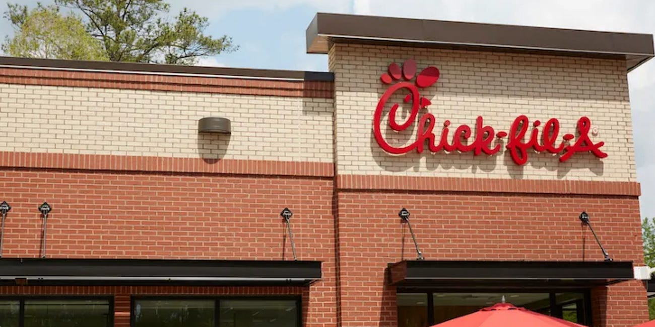 Bradenton Welcomes New Chick-fil-A Restaurant  