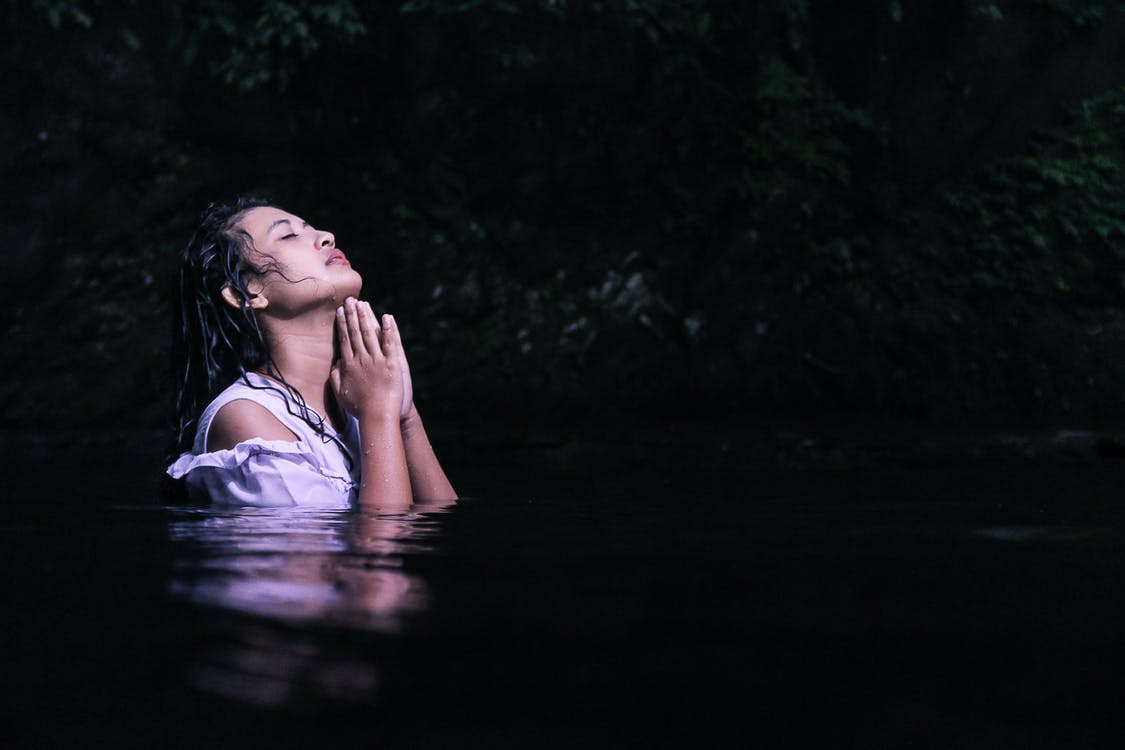 Free Photography of a Woman On Water Stock Photo