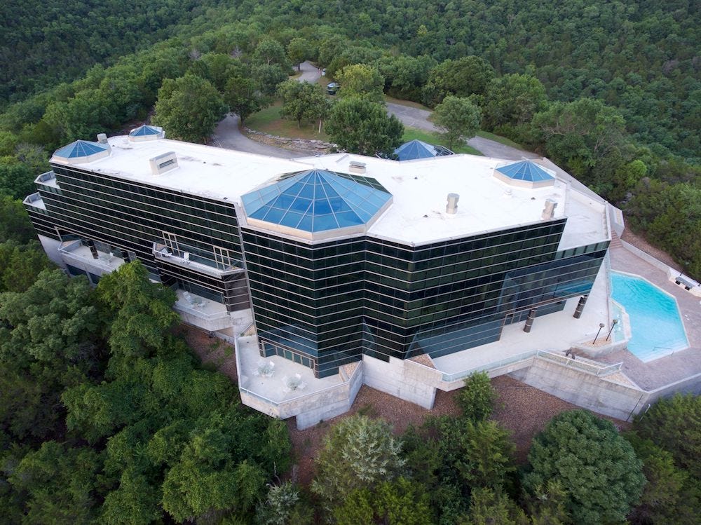 The Evergreen Crystal Palace: A Legacy of Opulence on Table Rock Lake