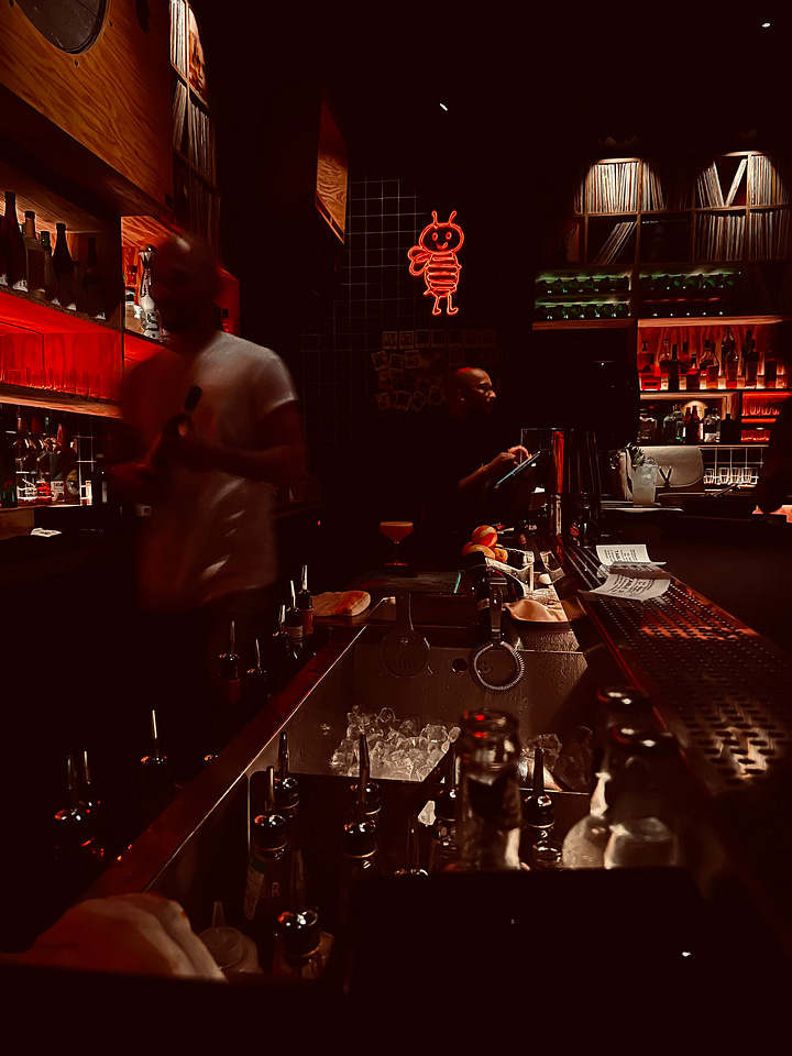 Honeycomb Hi-Fi, Pullman Business Bay, Dubai