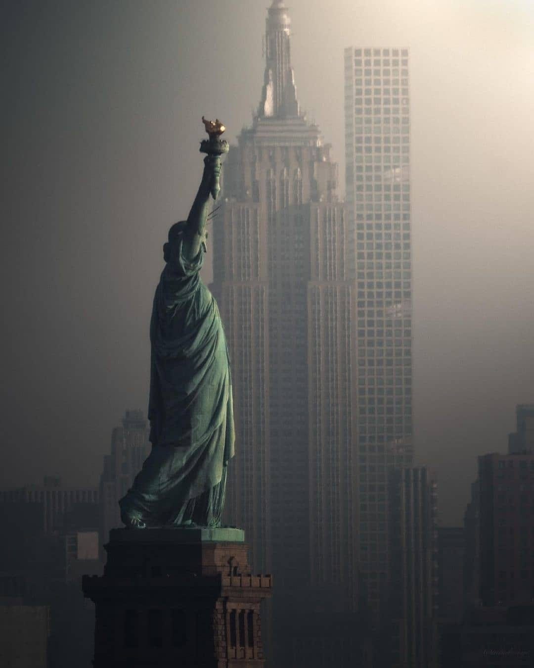 No photo description available.