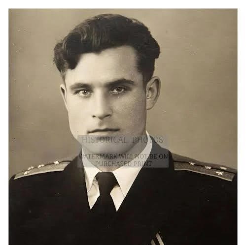 Image of USSR SOVIET COLONEL VASILI ARKHIPOV STOPPED NUCLEAR WAR CUBAN CRISIS 8X10 PHOTO | eBay Image of USSR SOVIET COLONEL VASILI ARKHIPOV STOPPED NUCLEAR WAR CUBAN CRISIS 8X10 PHOTO | eBay