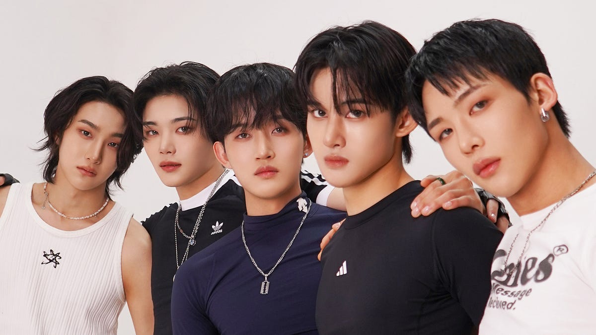 meet-1verse-the-k-pop-group-transcending-borders