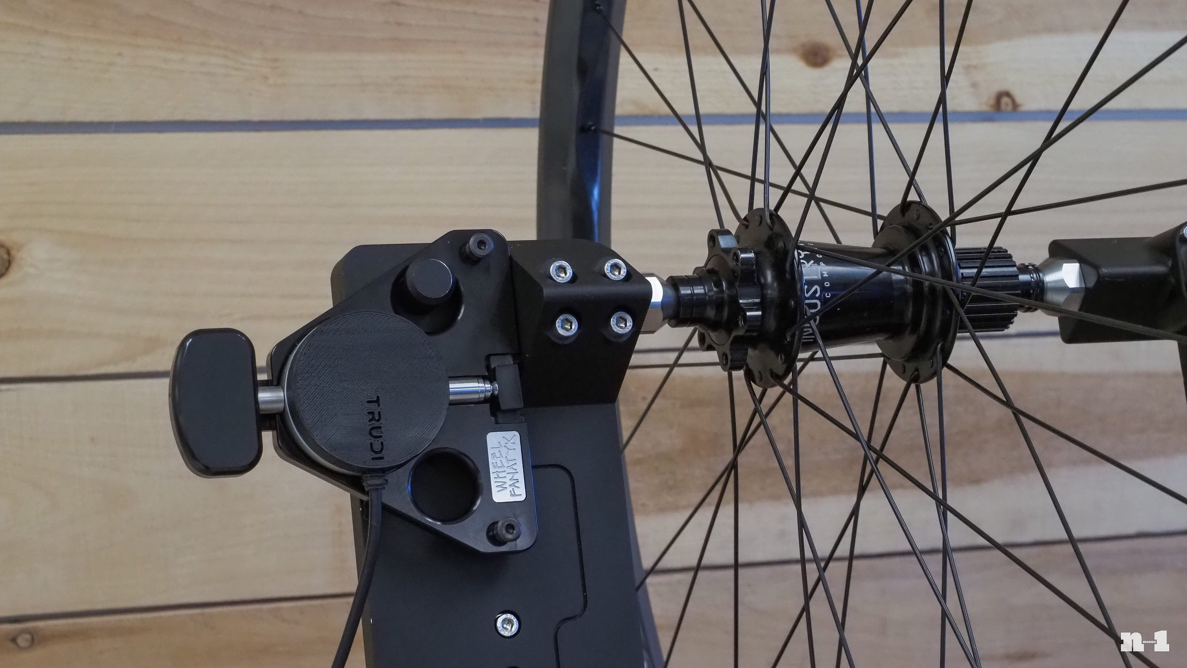 Berd Trudi digital tensiometer