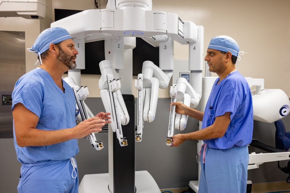 Tampa General Hospital Takes Surgical Precision to the Next Level with New Intuitive  da Vinci 5® Surgical System | Tampa General Hospital