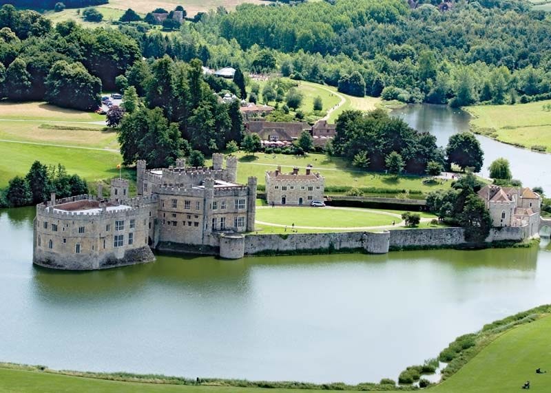 Moat | Definition, Facts, & Examples | Britannica