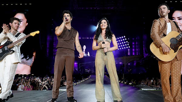 Jonas Brothers Demi Lovato | rmrk*st | Remarkist Magazine