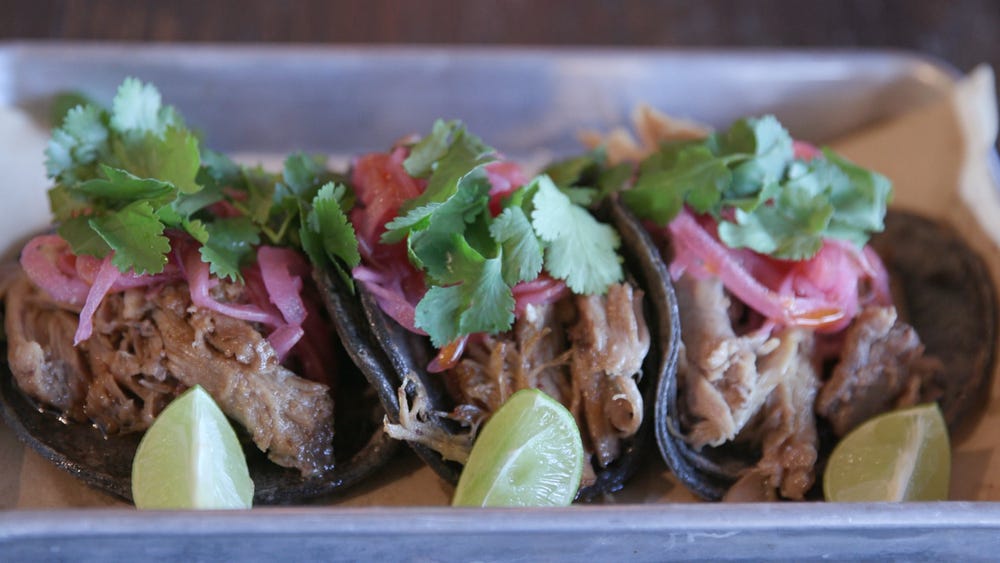 Cacao Mexicatessen in Eagle Rock blends modern flavors with classic Mexican  dishes - ABC7 Los Angeles