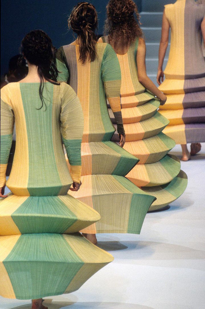 Clockwise from top left: Issey Miyake Spring/Summer 1995 (Flying Saucer collection), Autumn/Winter 1994, promotional image from 1994, and mid-1990s Pleats Please editorial featuring printed body scan imagery; bottom left shows a sculptural look from the Rhythm Pleats series. These works exemplify Miyake’s transformation of fabric into kinetic form, using pleating, geometry, and body-mapping to merge movement, technology, and design into a single visual language.