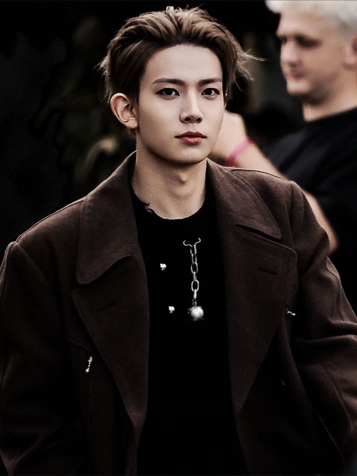 mukanya heeseung tuh CEO-nya NYI-I-O BANGET🥵🥵🔥🔥