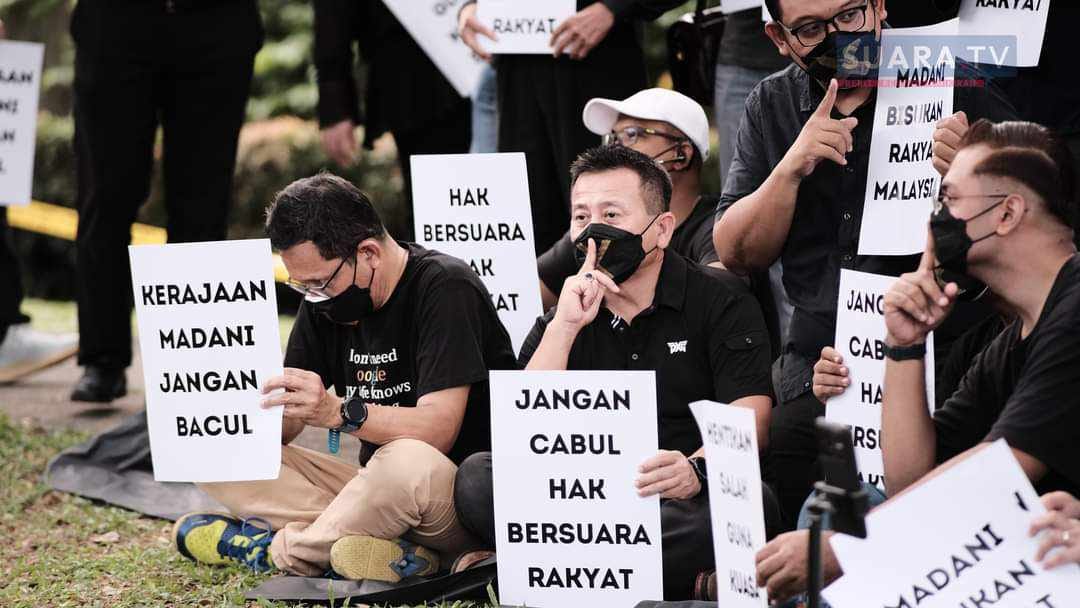 No description available. No description available.