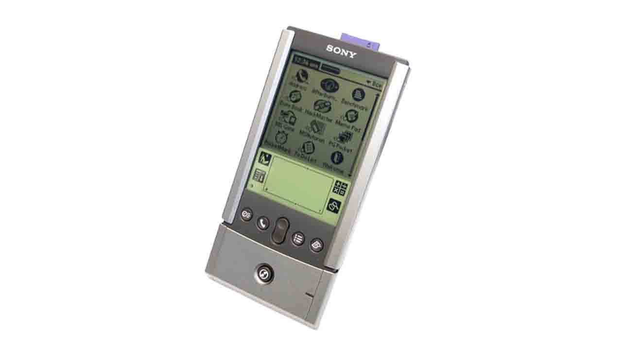 Sony CLIÉ Palm OS によるTomTomナビシステム Complete Visual Guide to Sony CLIÉ (2000-2004)