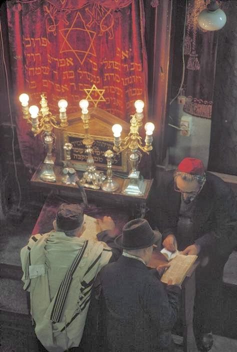 A synagogue in the city of Chernivtsi. A synagogue in the city of Chernivtsi.