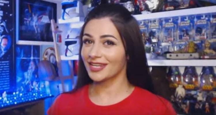 ThatStarWarsGirl, IMBD ThatStarWarsGirl, IMBD