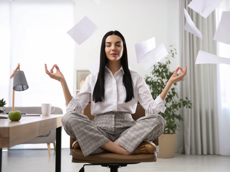 The benefits of meditation at work - Relaxinc The benefits of meditation at work - Relaxinc