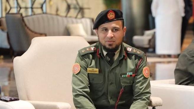 العقيد الليبي محمود حمزة.. محاولات تحييده تزيده قوة