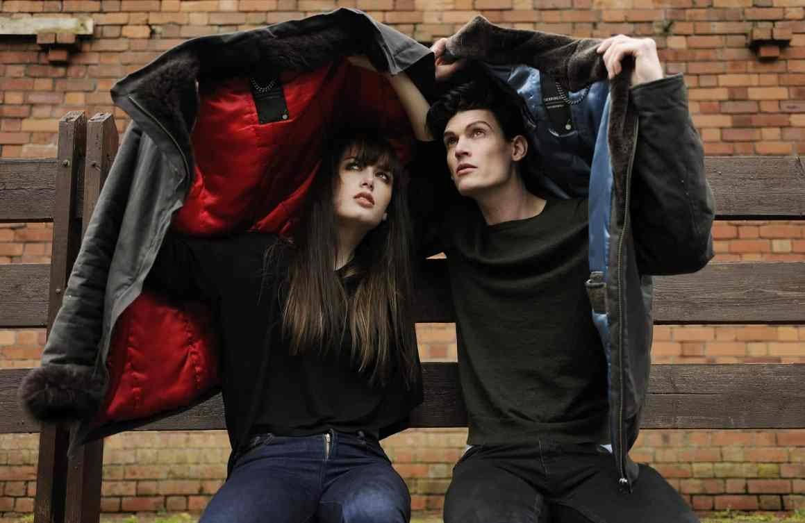 8 Things Hings That a Single or Married Woman Should Never Do with the Opposite Sex